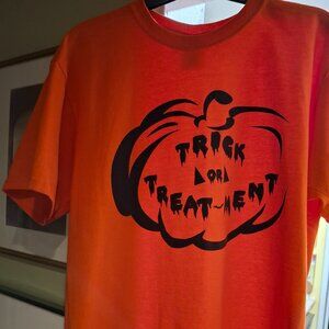 Halloween Trick or Treatment 50/50 T